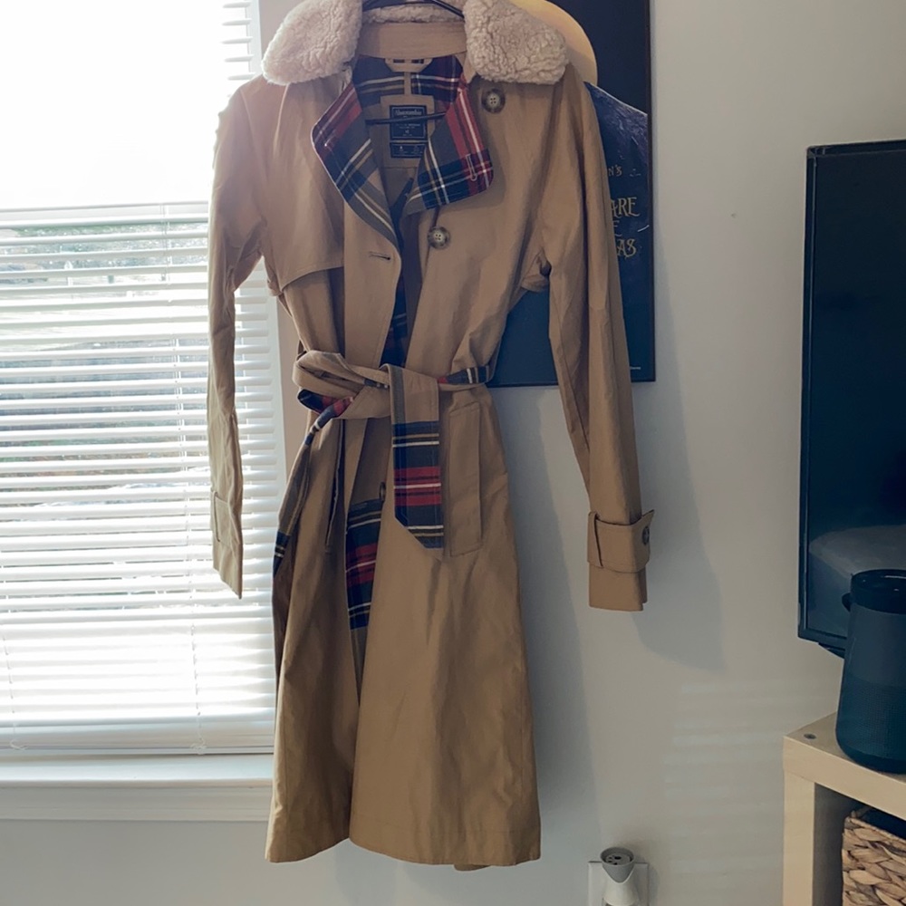 Abercrombie & Fitch Rain Coat